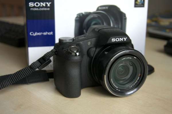 Sony数码相机拍照越放大越模糊(SONY数码相机P92A)