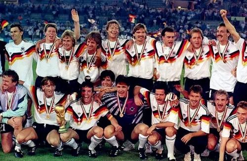德国足球队号称“日耳曼战车”,获得过四次世界杯的冠军（德国国家足球队拿过几次世界杯冠军）
