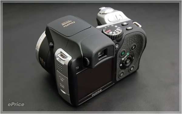 数码相机是输出还是输入设备(数码相机s8100拆机视频)